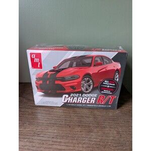 AMT 2021 Dodge Charger R/T 1/25 Scale Model Car Kit AMT1323M Factory Sealed NIB